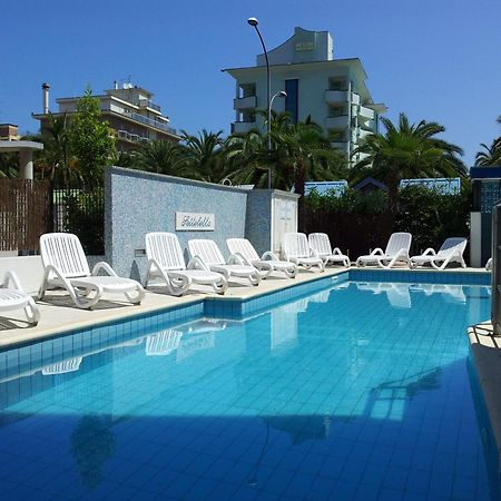 Residence 7 Bello ซัน เบเนเดตโต เดล ตรอนโต ภายนอก รูปภาพ