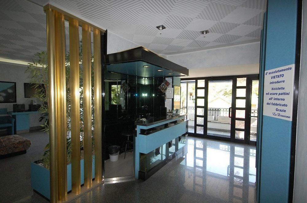 Residence 7 Bello ซัน เบเนเดตโต เดล ตรอนโต ภายนอก รูปภาพ