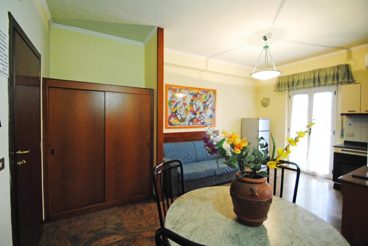Residence 7 Bello ซัน เบเนเดตโต เดล ตรอนโต ภายนอก รูปภาพ